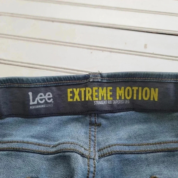 NWT Lee Mens Big & Tall Extreme Motion Straight Fit Tapered Leg Jeans Blue 46x29 - Picture 10 of 13